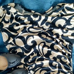Knee-length Black and Tan Patterned Dress